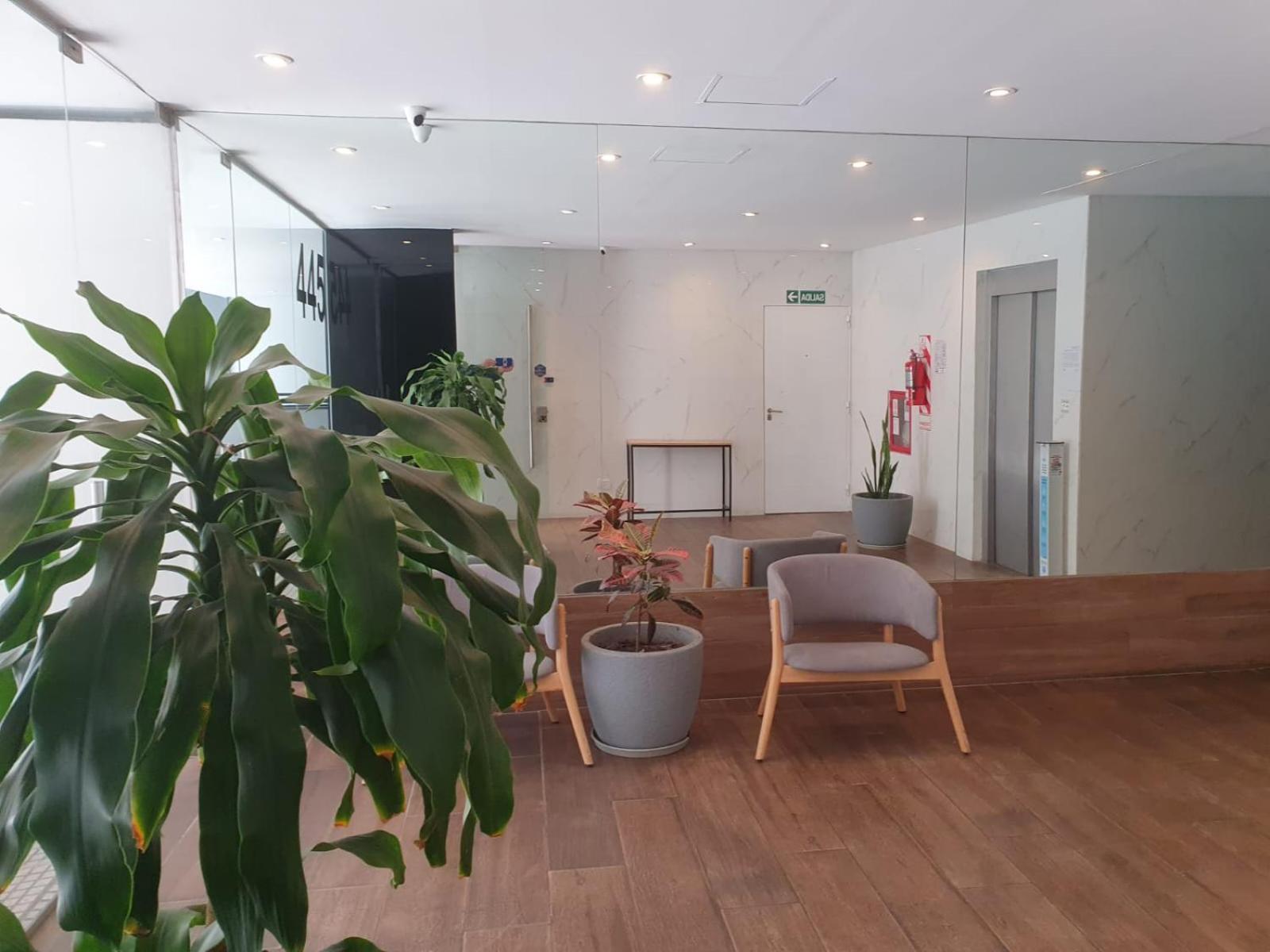 Estudio Muy Luminoso C/ Balcon Zona Congreso. Apartment Buenos Aires