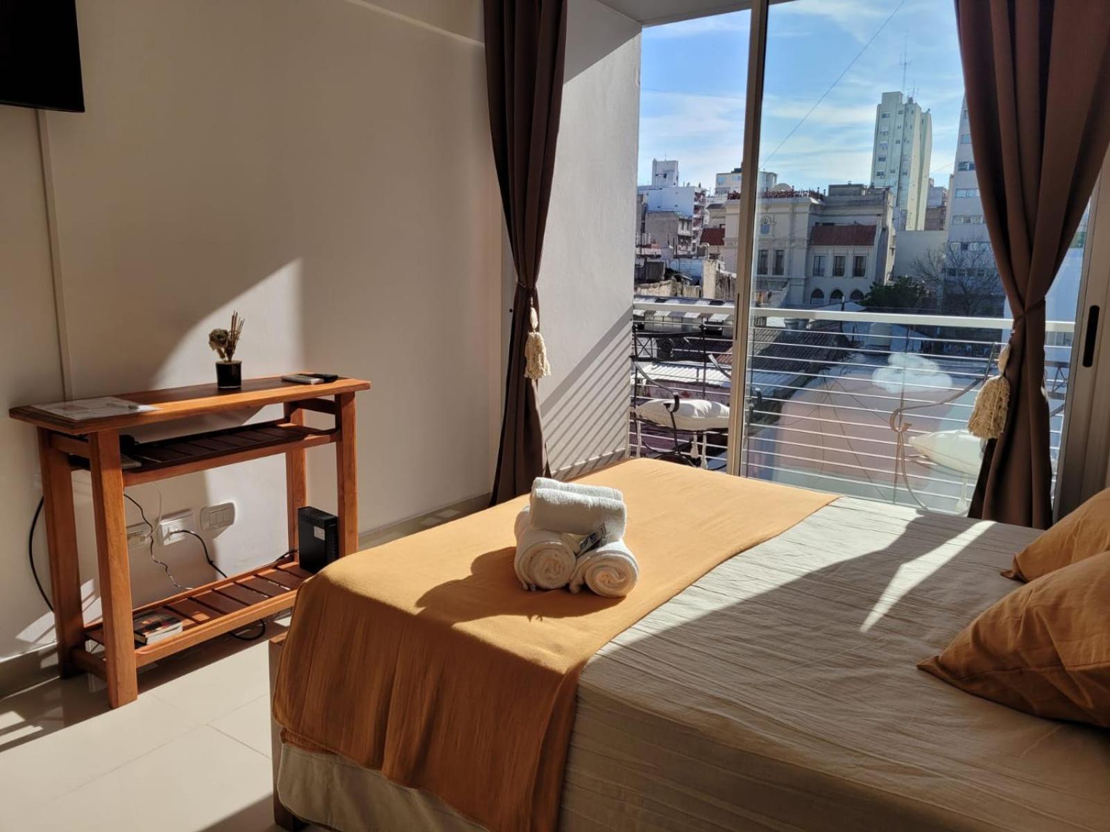 Estudio Muy Luminoso C/ Balcon Zona Congreso. Apartment Buenos Aires